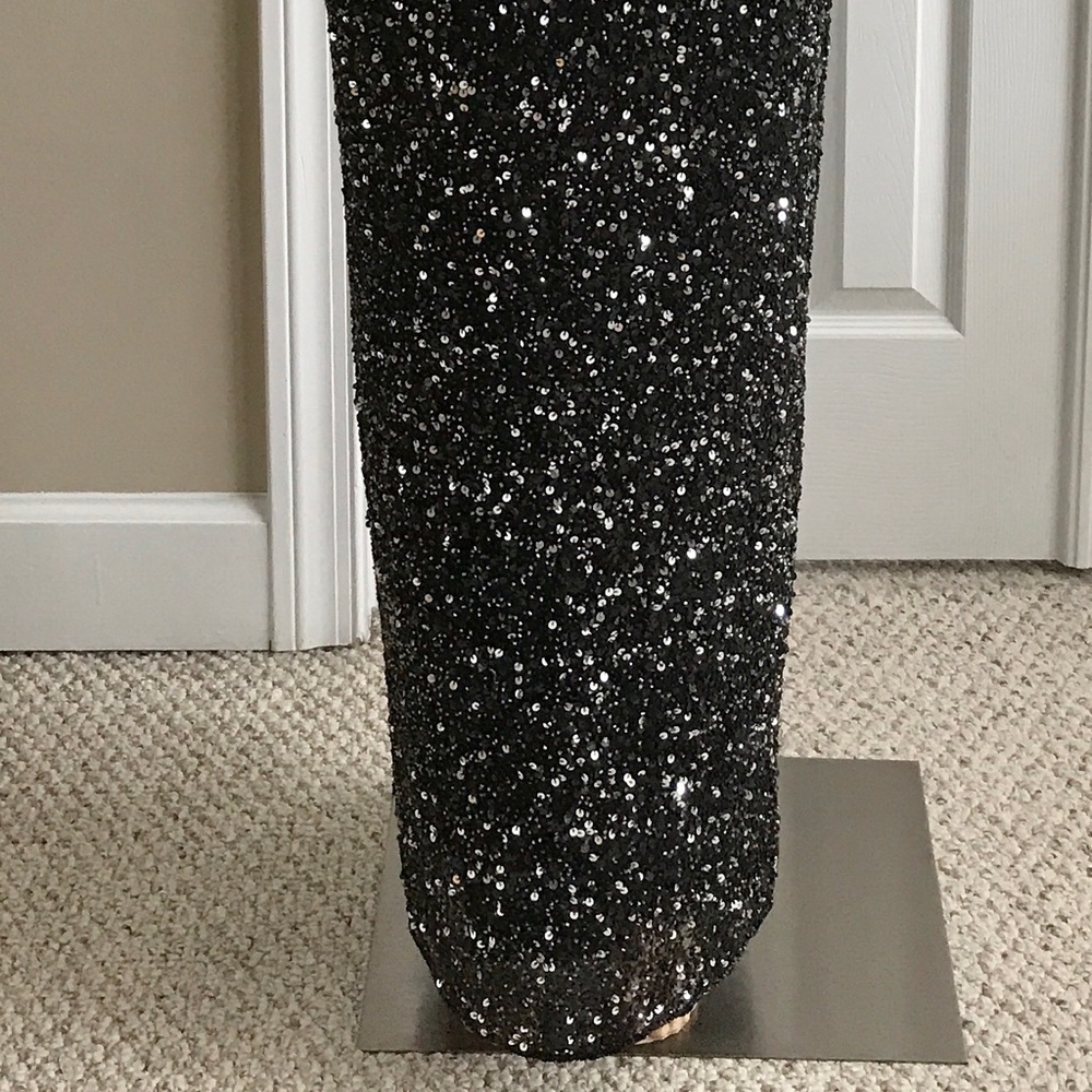 Scala Beautiful Sequin Gown - Picture 6 of 8